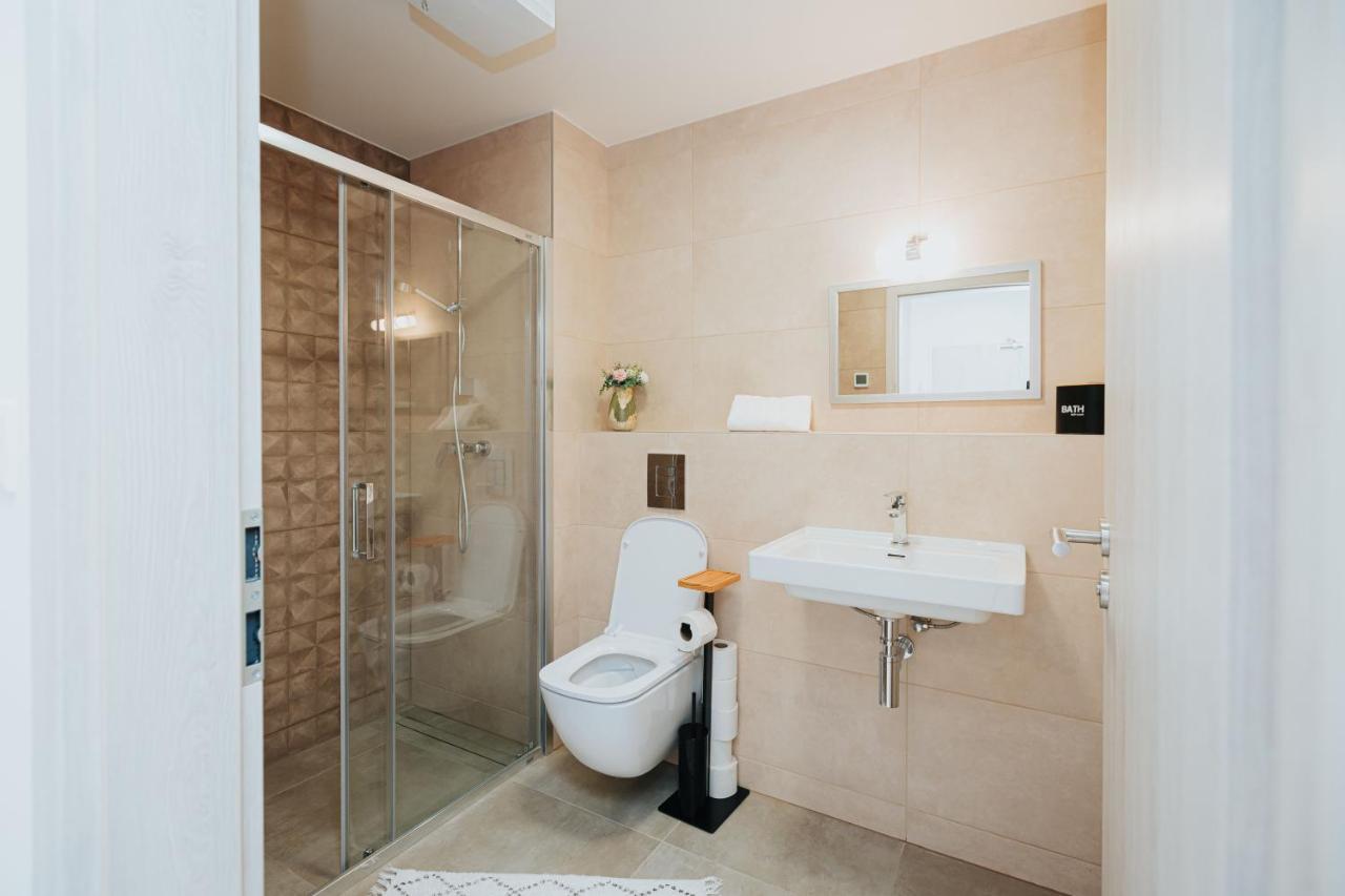 Apartman Collin X41 โดลนีคูบีน ภายนอก รูปภาพ